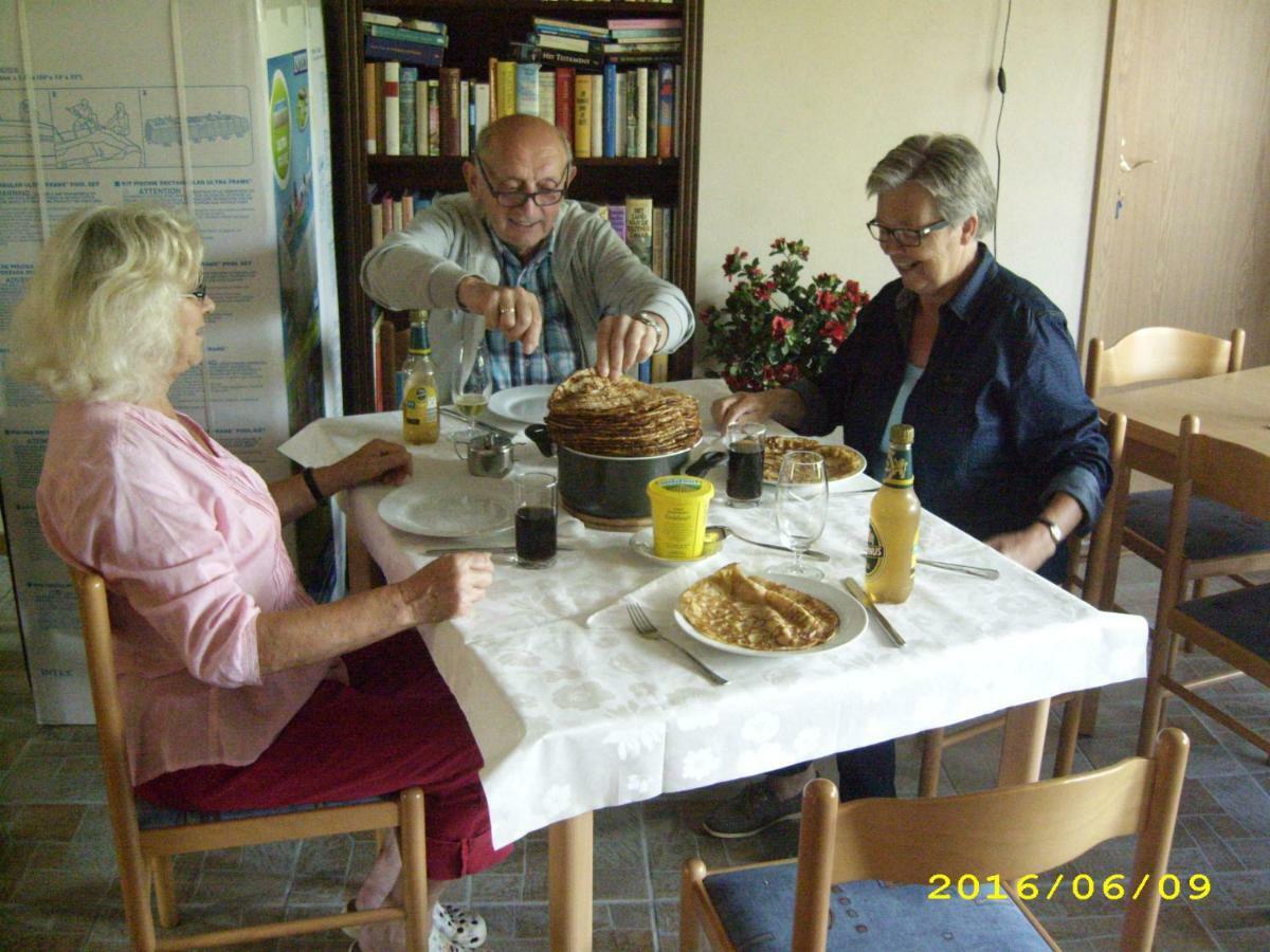 B & B Gross Methling Dargun Esterno foto