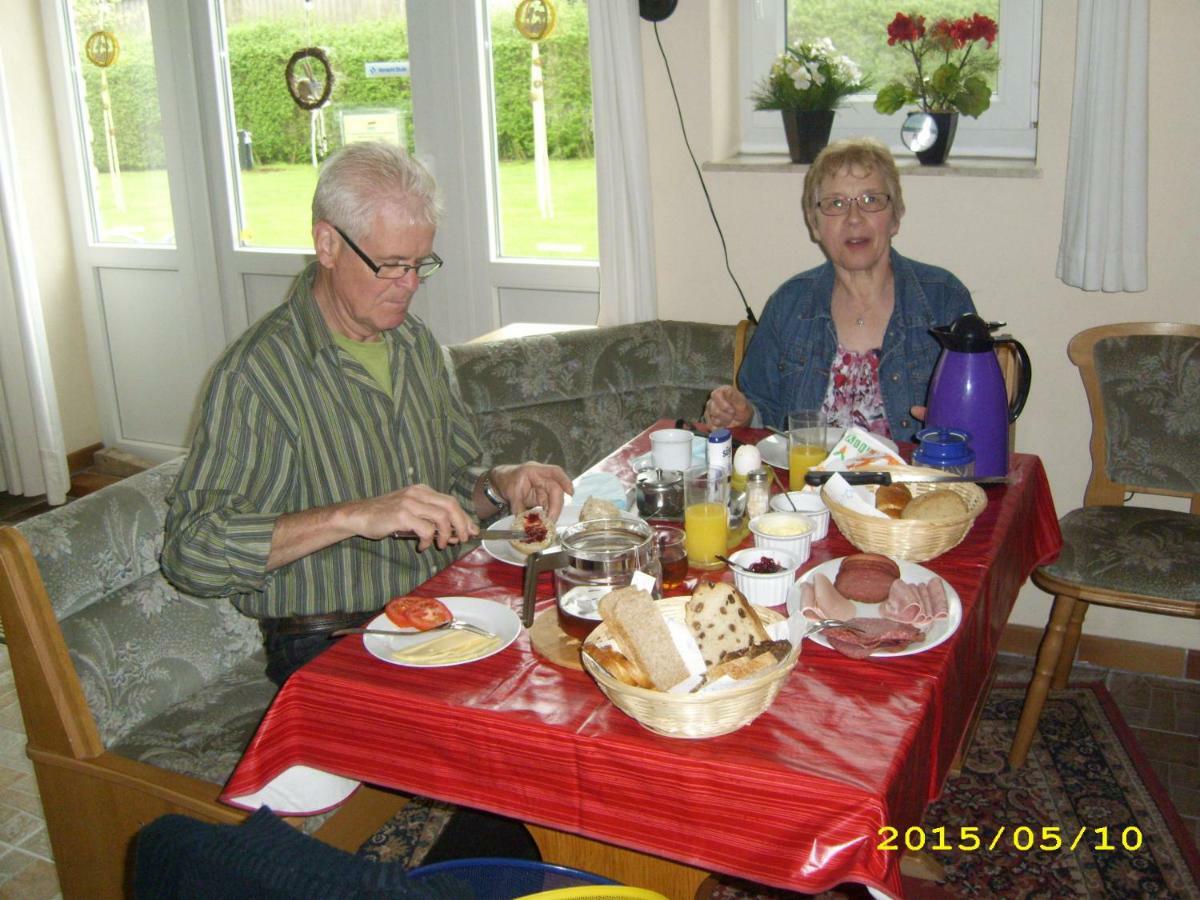 B & B Gross Methling Dargun Esterno foto
